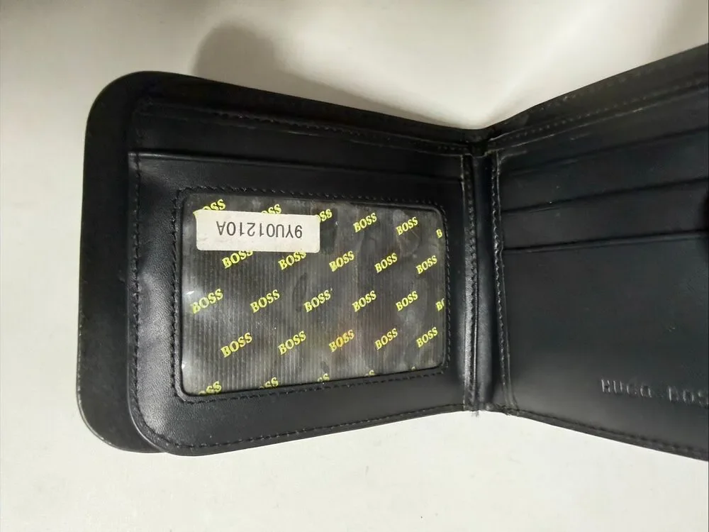 HUGO BOSS Black Leather Bifold Wallet Compact Card Holder Designer Men’s